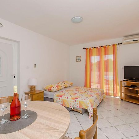 פירובאץ Apartments Danica מראה חיצוני תמונה
