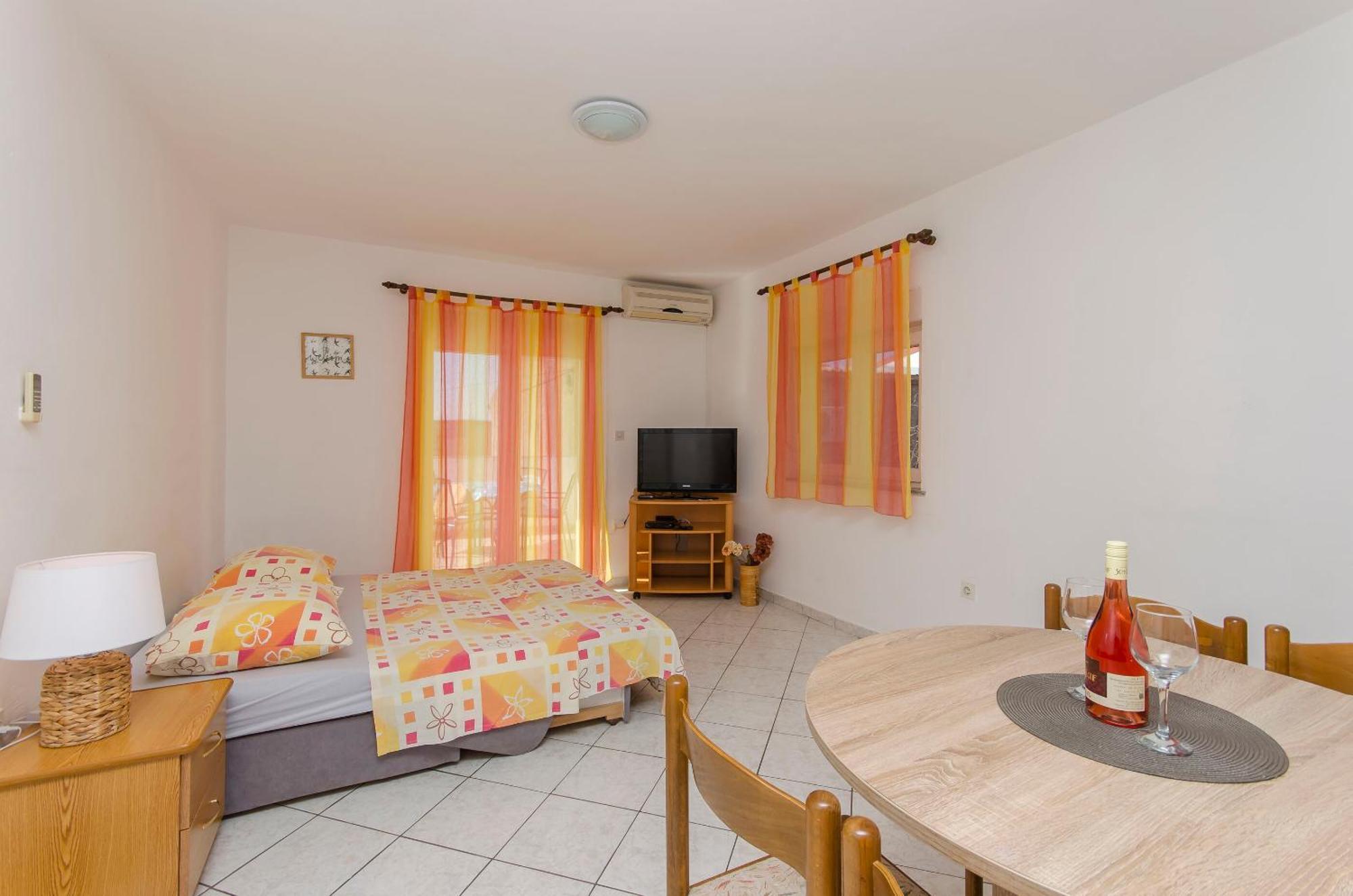 פירובאץ Apartments Danica מראה חיצוני תמונה
