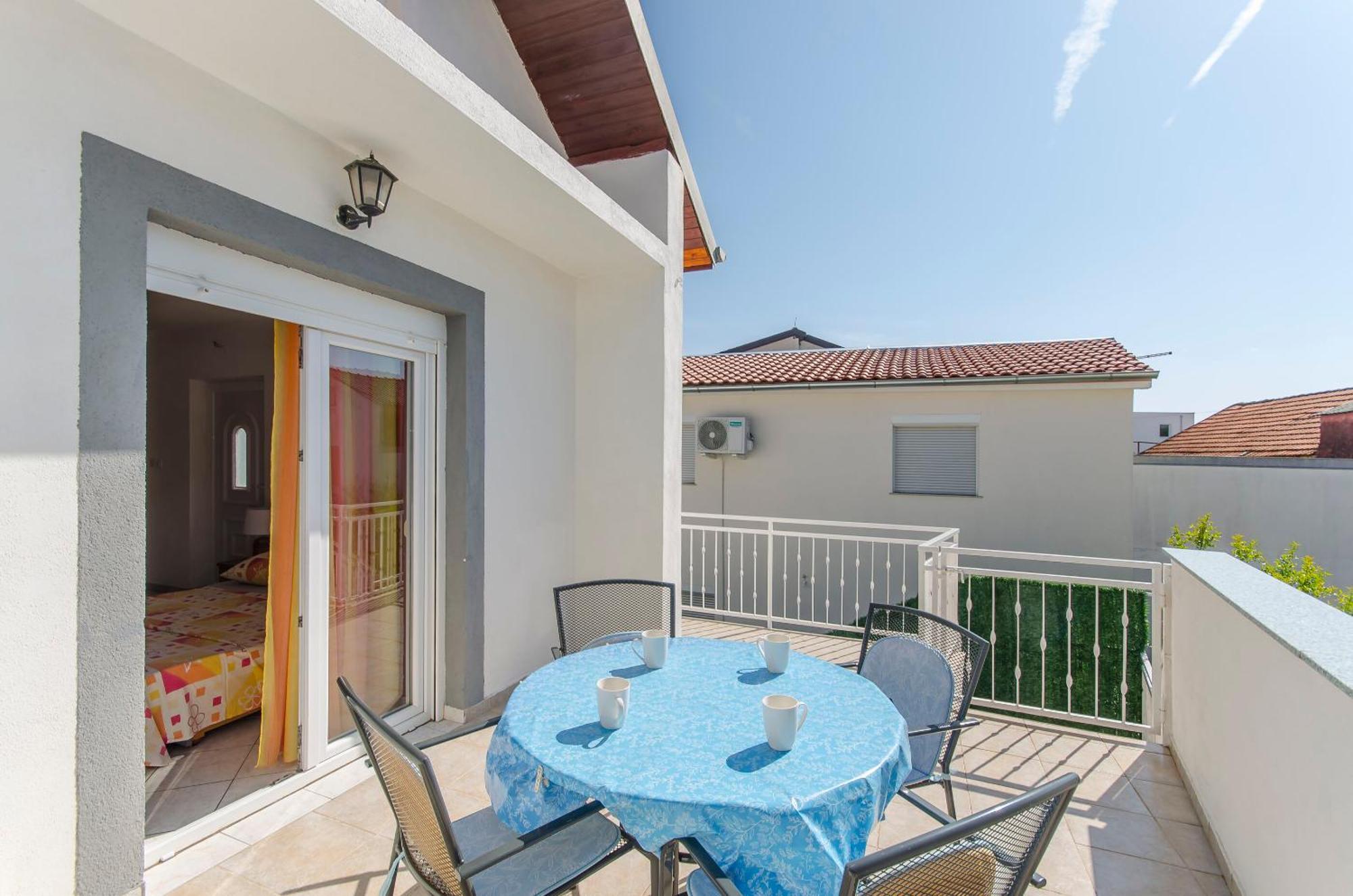 פירובאץ Apartments Danica מראה חיצוני תמונה